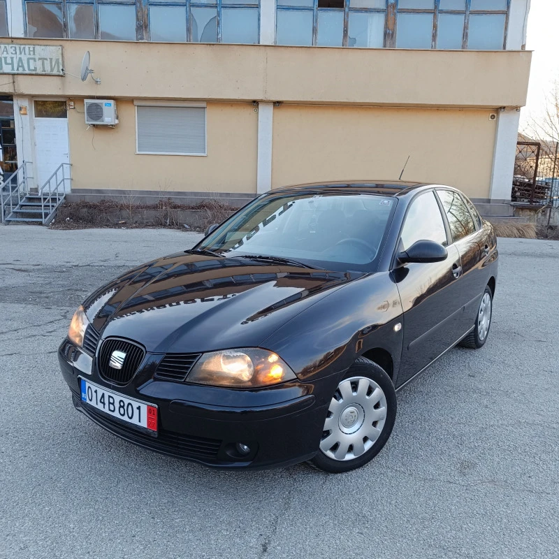 Seat Cordoba 1.4i 75k.c., снимка 1 - Автомобили и джипове - 44434641