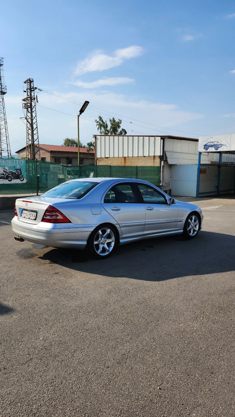 Mercedes-Benz C 220, снимка 6 - Автомобили и джипове - 48623221
