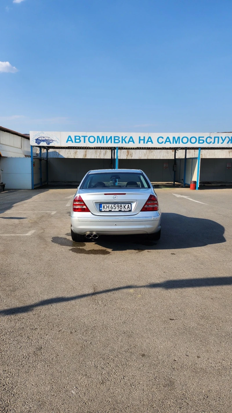 Mercedes-Benz C 220, снимка 5 - Автомобили и джипове - 48623221