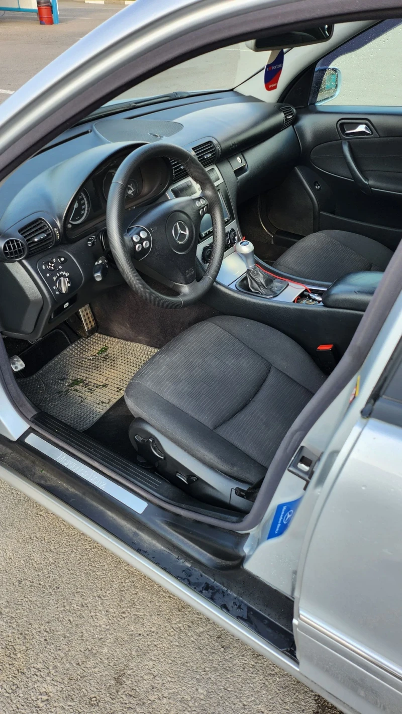 Mercedes-Benz C 220, снимка 10 - Автомобили и джипове - 48623221