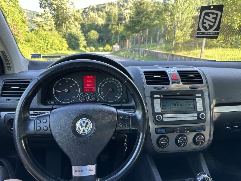 VW Golf, снимка 11 - Автомобили и джипове - 46409483