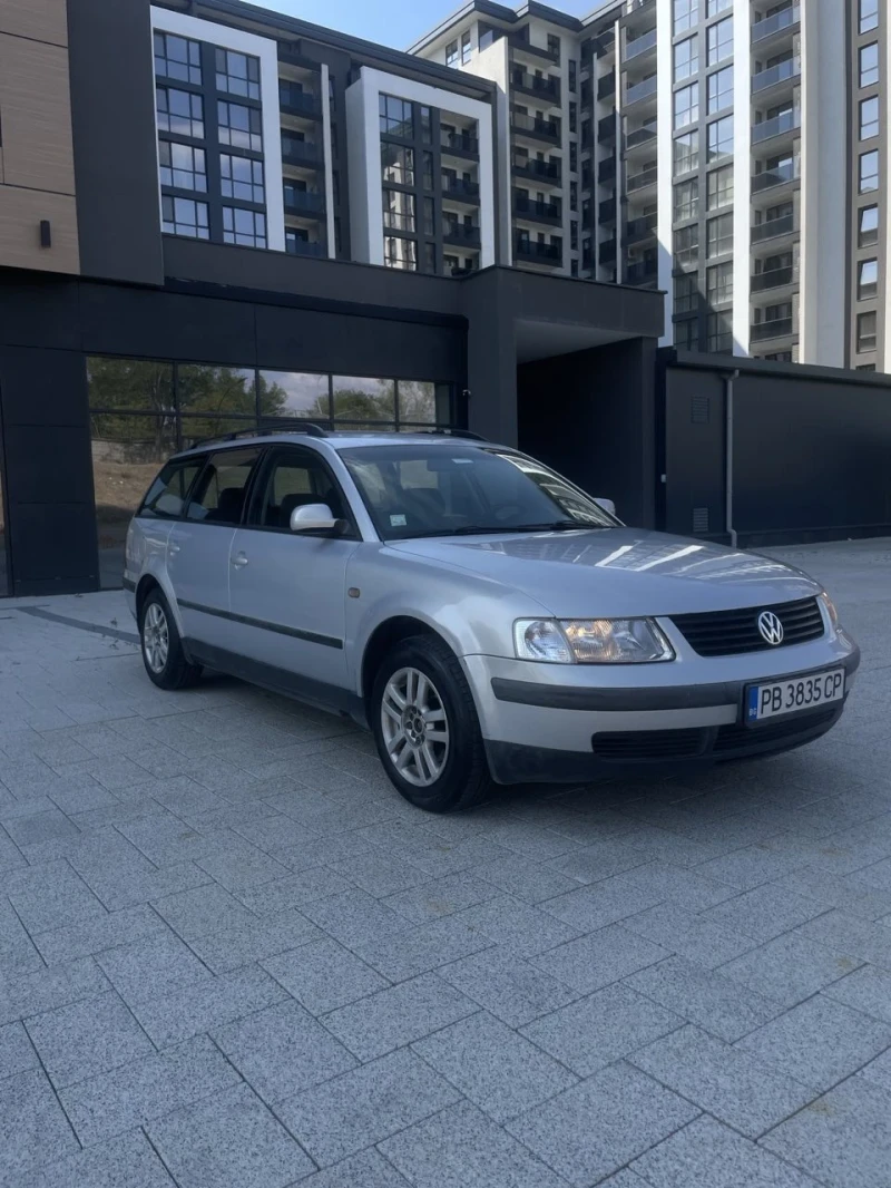 VW Passat 1.9 TDI , снимка 2 - Автомобили и джипове - 47153595