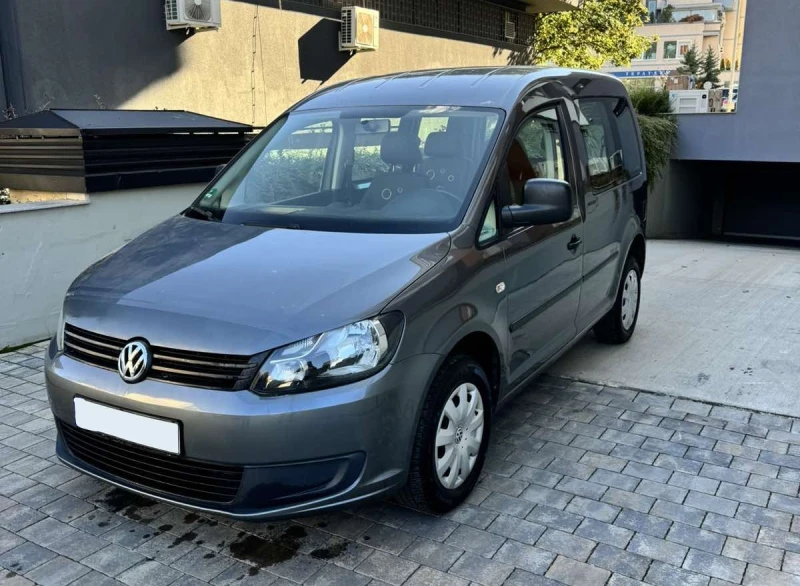 VW Caddy 1.2i, снимка 2 - Автомобили и джипове - 47369182