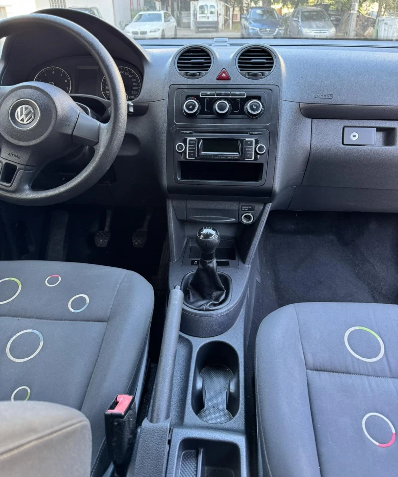 VW Caddy 1.2i, снимка 7 - Автомобили и джипове - 47369182