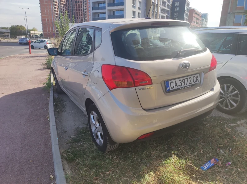 Kia Venga, снимка 1 - Автомобили и джипове - 47547121