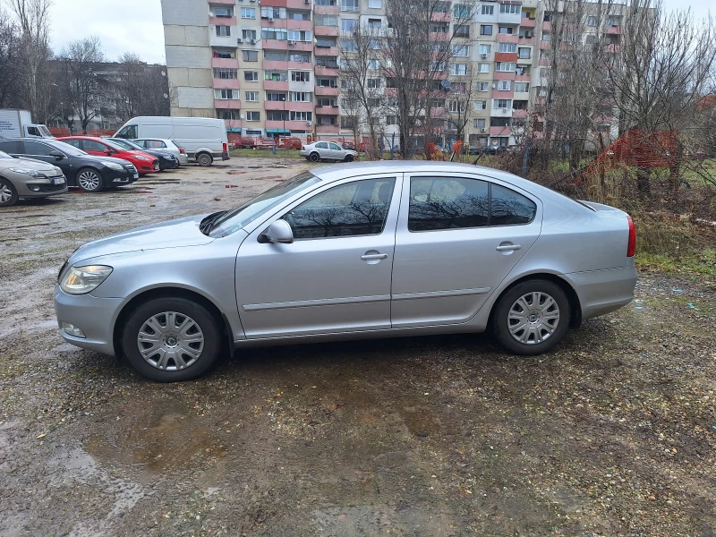 Skoda Octavia 1.6 mpi lpg, снимка 2 - Автомобили и джипове - 48303507