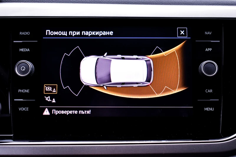 VW Polo 1.0I 95 kc. 2г.ГАРАНЦИЯ, снимка 13 - Автомобили и джипове - 49680391