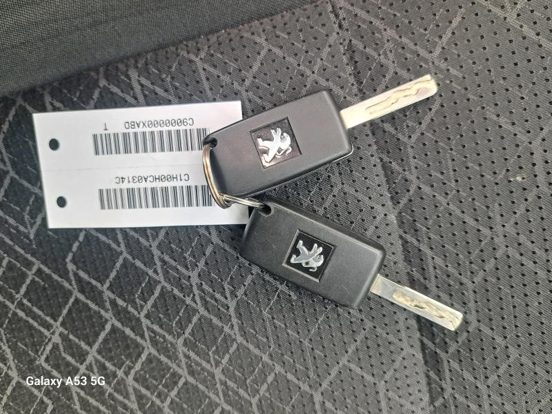 Peugeot 3008 1, 6 Hdi, снимка 17 - Автомобили и джипове - 51006048