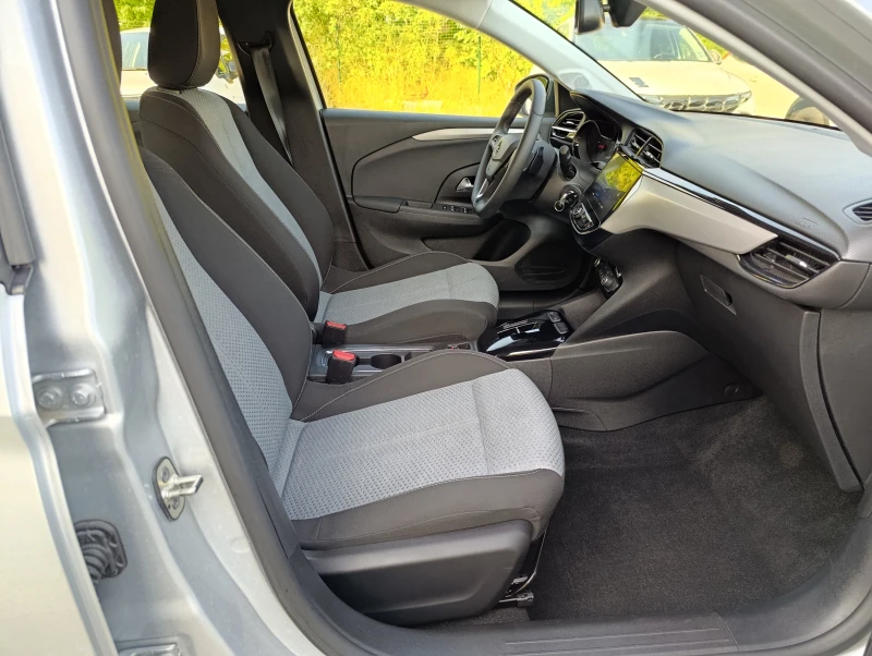 Opel Corsa 1.2  100hp  Edition + 10" Media , снимка 8 - Автомобили и джипове - 51354765