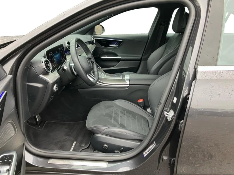Mercedes-Benz C 220 D AMG LED 360-CAMERA KEYLESS-GO DISTRONIC, снимка 9 - Автомобили и джипове - 51924586