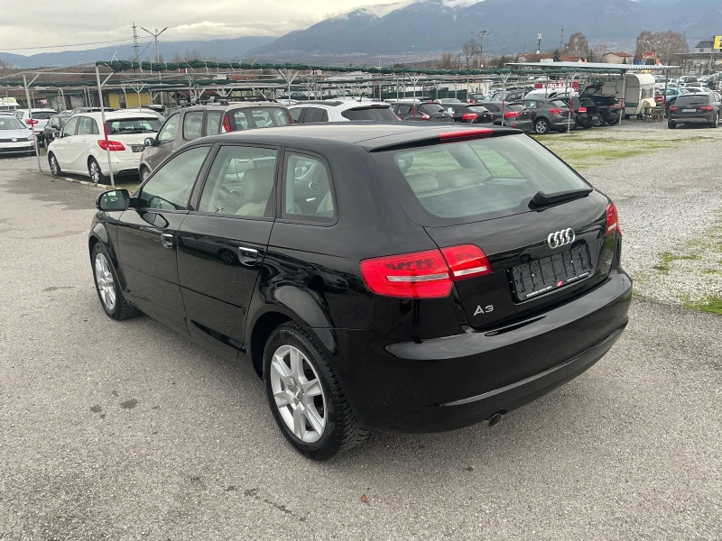 Audi A3 1.6 TDI, снимка 6 - Автомобили и джипове - 52592567