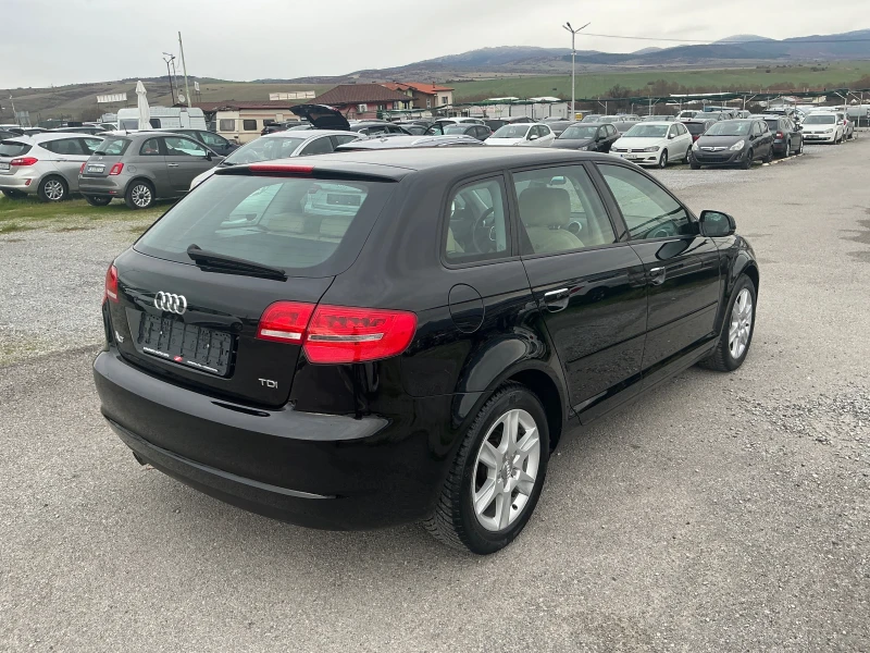 Audi A3 1.6 TDI, снимка 8 - Автомобили и джипове - 52592567