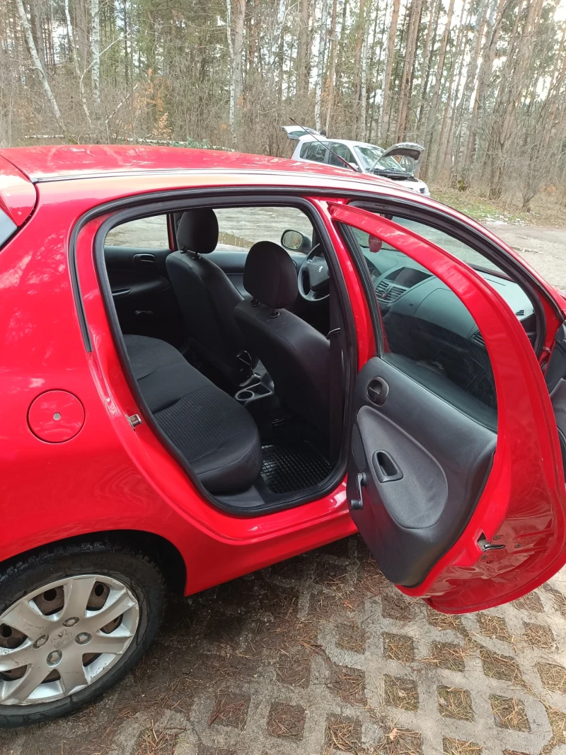 Peugeot 206 Газов инжекцион , снимка 10 - Автомобили и джипове - 53178595