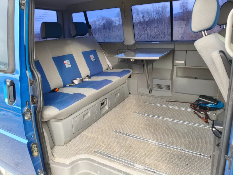 VW Multivan 2.5tdi multivan, снимка 16 - Автомобили и джипове - 53539423
