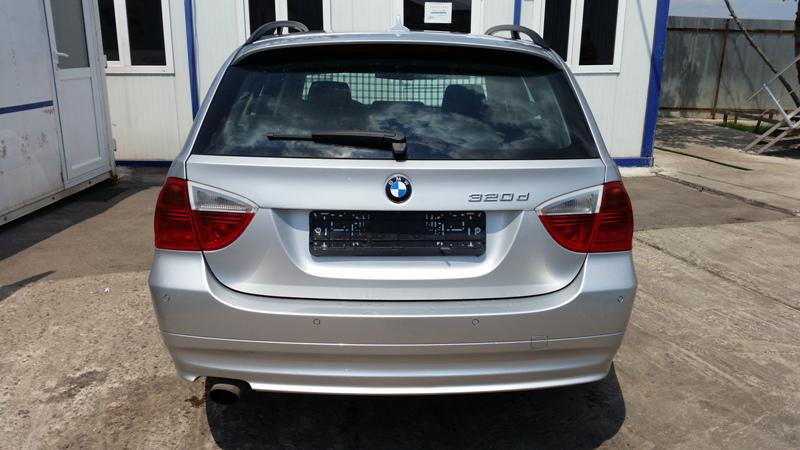 BMW 320 2.0D, снимка 10 - Автомобили и джипове - 10880452