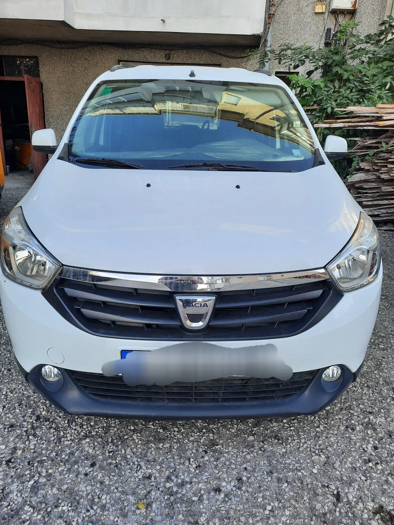 Dacia Lodgy 1.6 Бензин Фабрична ГАЗ/LPG, снимка 1