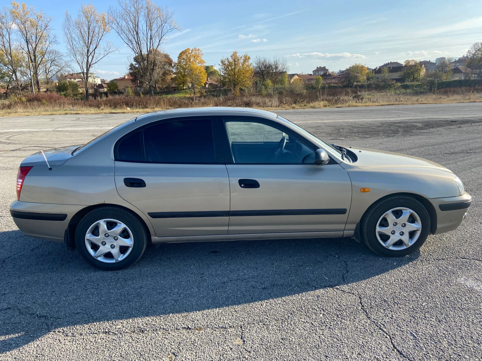 Hyundai Elantra 1.6 2006 - изображение 6