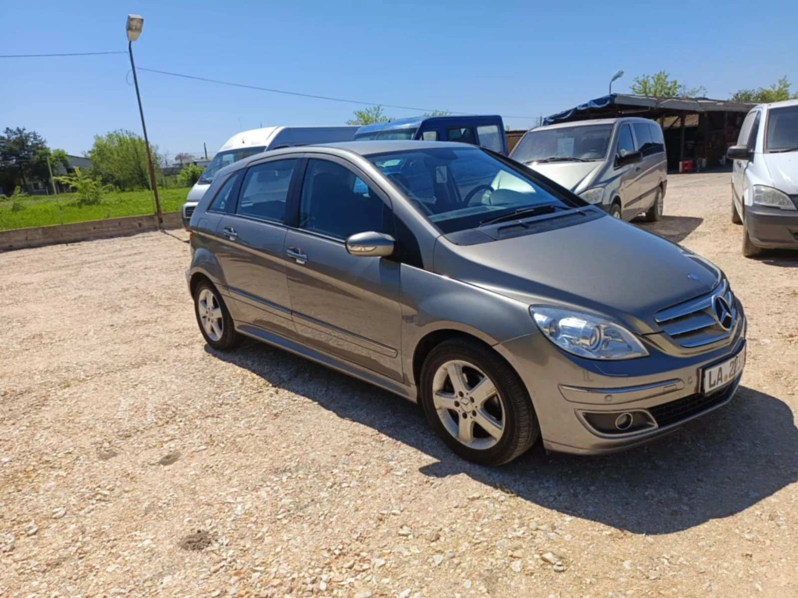 Mercedes-Benz B 200 Turbo 194hp - изображение 2