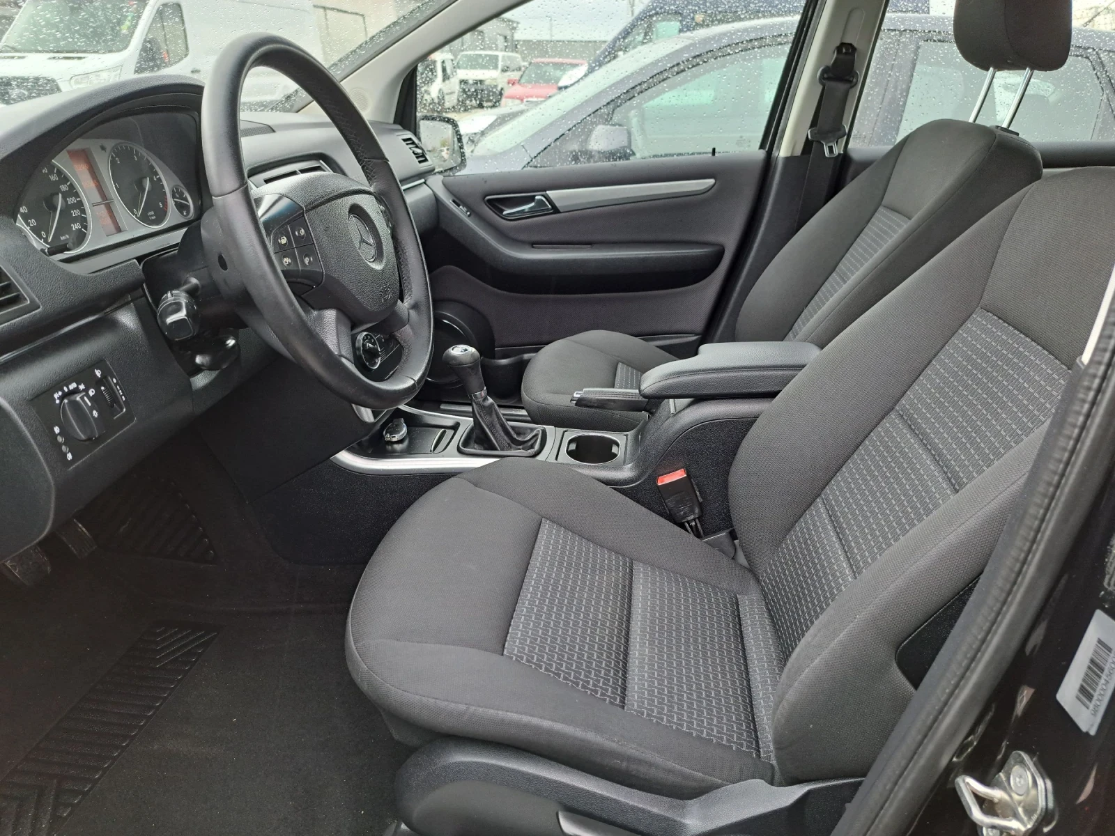Mercedes-Benz B 180 CDI/НАВИ/2009  - изображение 8