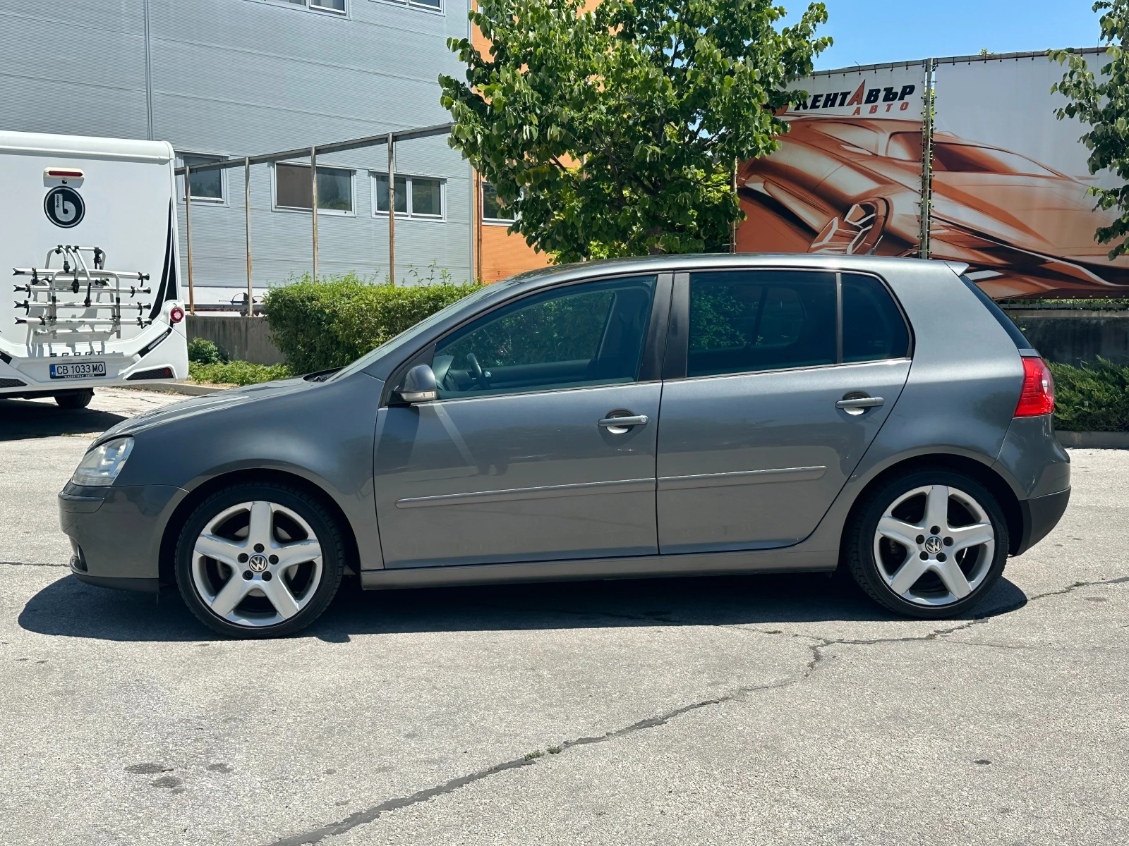 VW Golf 2.0TDI-140кс 2007г. - изображение 2