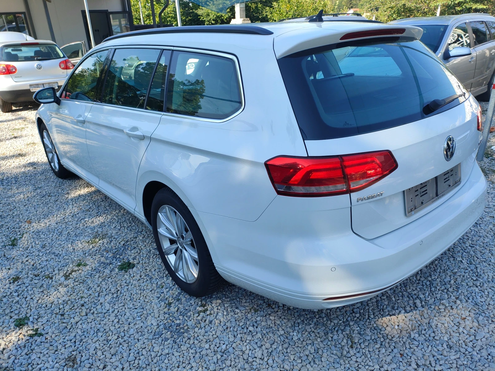 VW Passat 1.6 Tdi-120ks.Itali - изображение 5