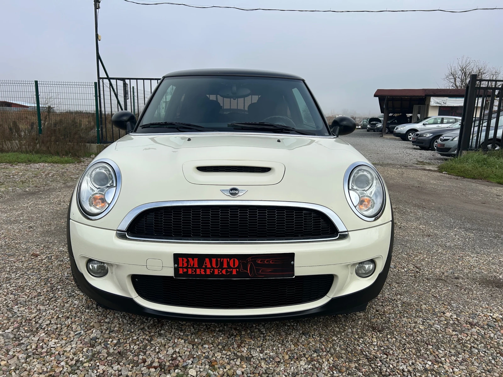 Mini Cooper s 1.6 TURBO 174k.c. - изображение 2