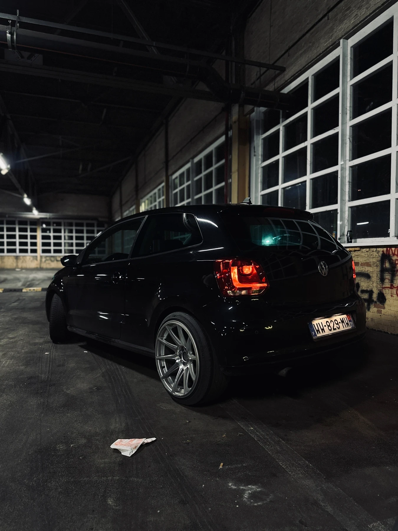 VW Polo 1.6 tdi - изображение 2