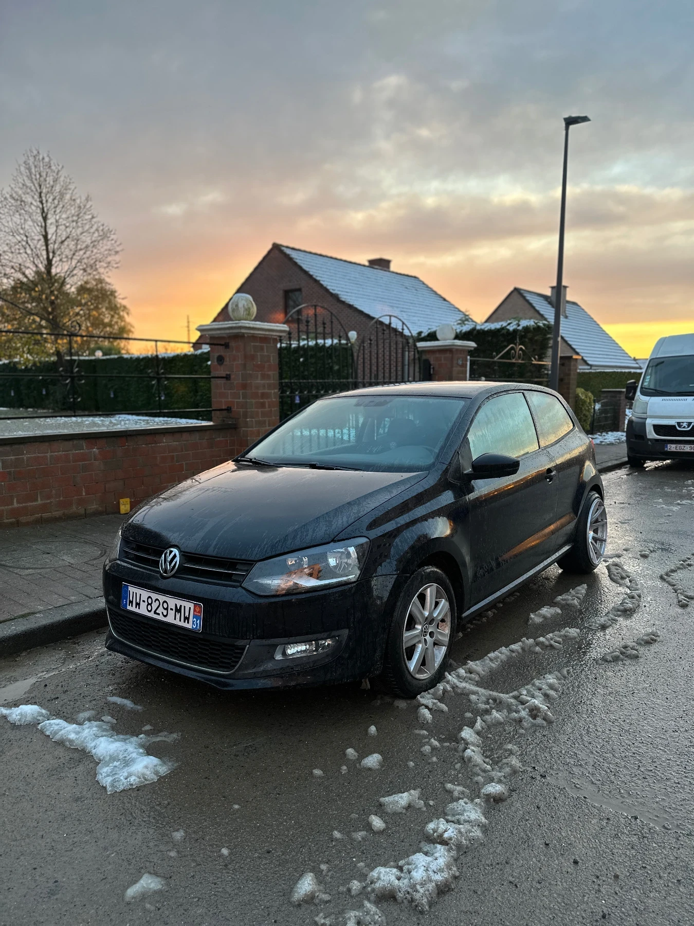 VW Polo 1.6 tdi - изображение 5