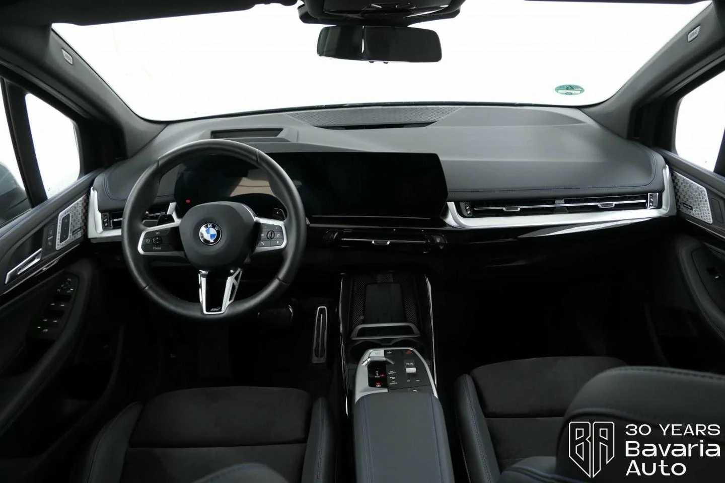 BMW 220 223i xDrive Active Tourer M Sport Paket Sportautom - изображение 6