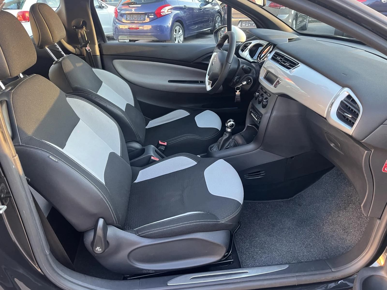 Citroen DS3 1.4 DISEL | Mobile.bg � ����������� 11