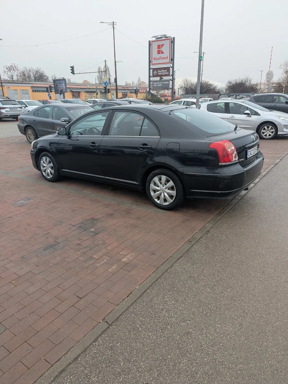 Toyota Avensis D4D - изображение 7