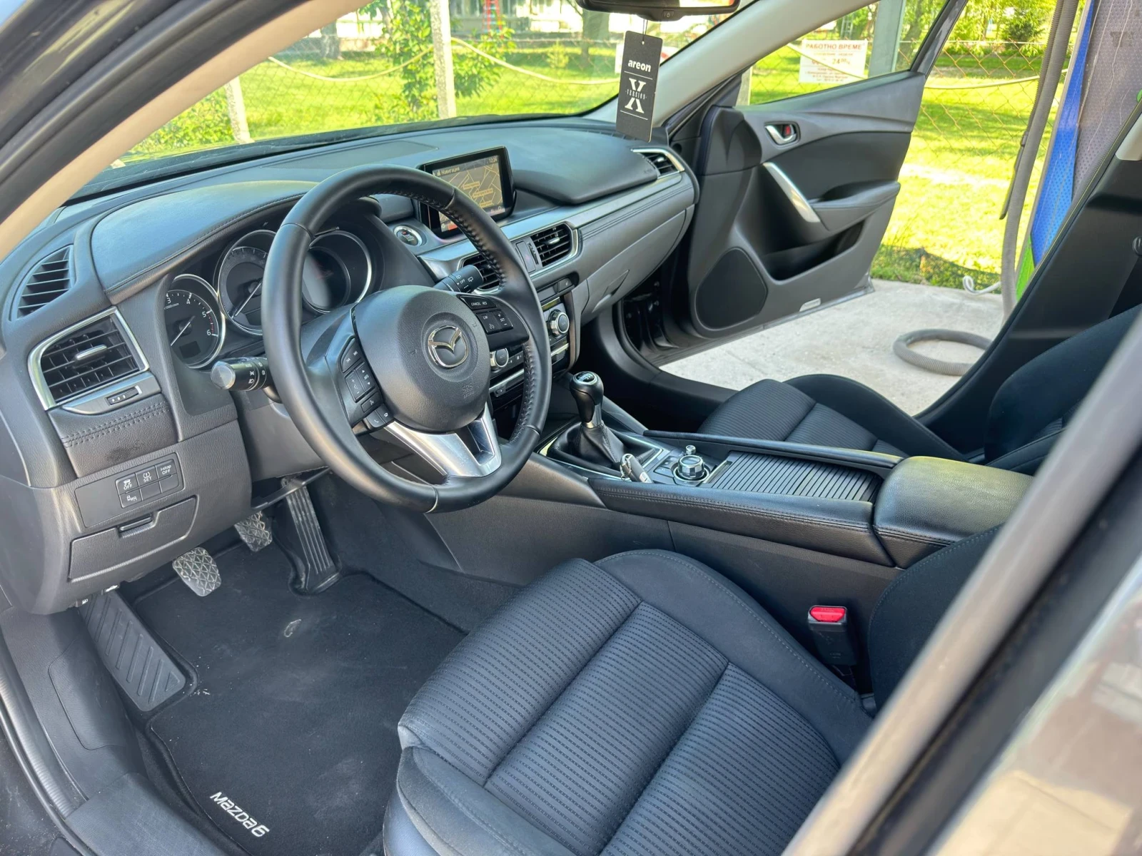 Mazda 6 2.2D Skyactive FACELIFT, снимка 7 - Автомобили и джипове - 53846070