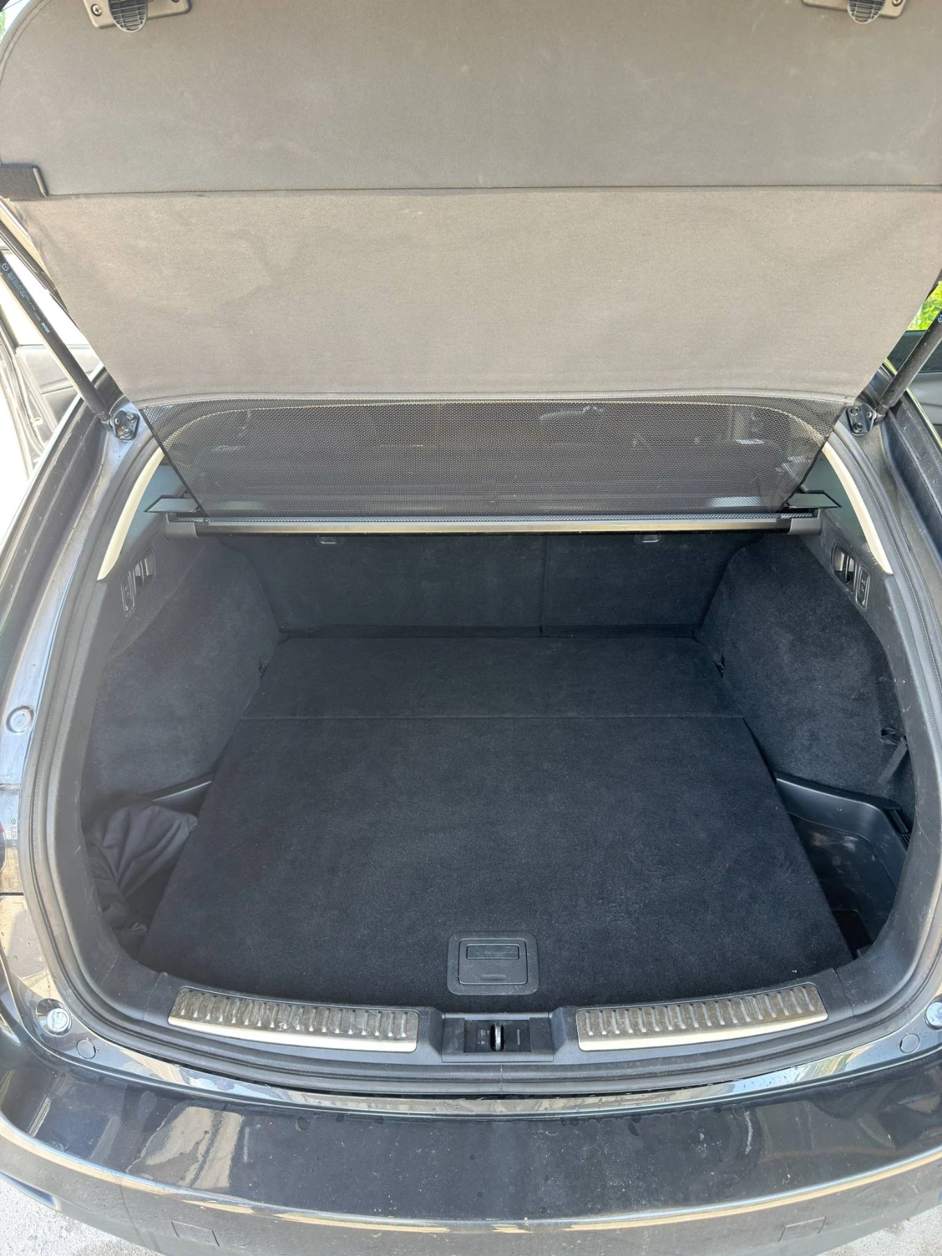 Mazda 6 2.2D Skyactive FACELIFT, снимка 9 - Автомобили и джипове - 53846070