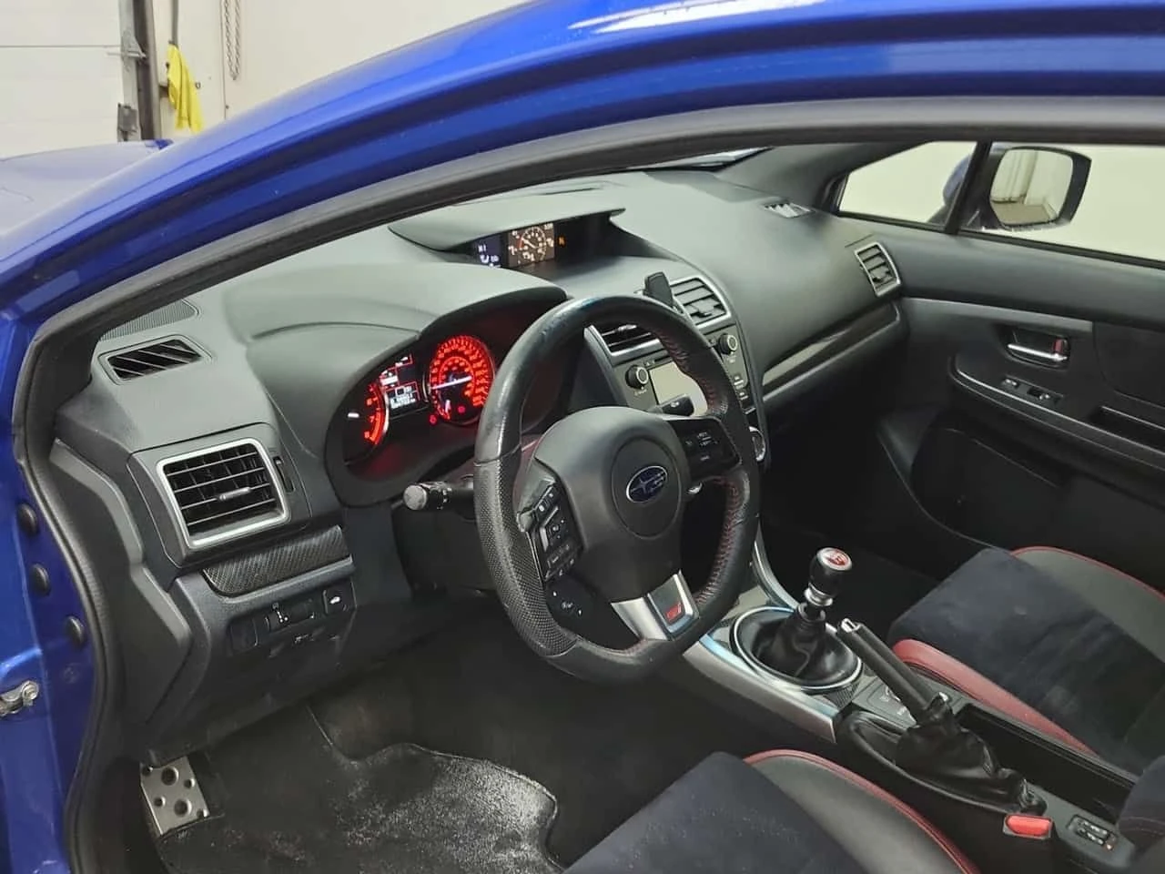 Subaru WRX * STI * CARFAX * БЕЗ ПЪРВОНАЧАЛНА ВНОСКА, снимка 10 - Автомобили и джипове - 54134241