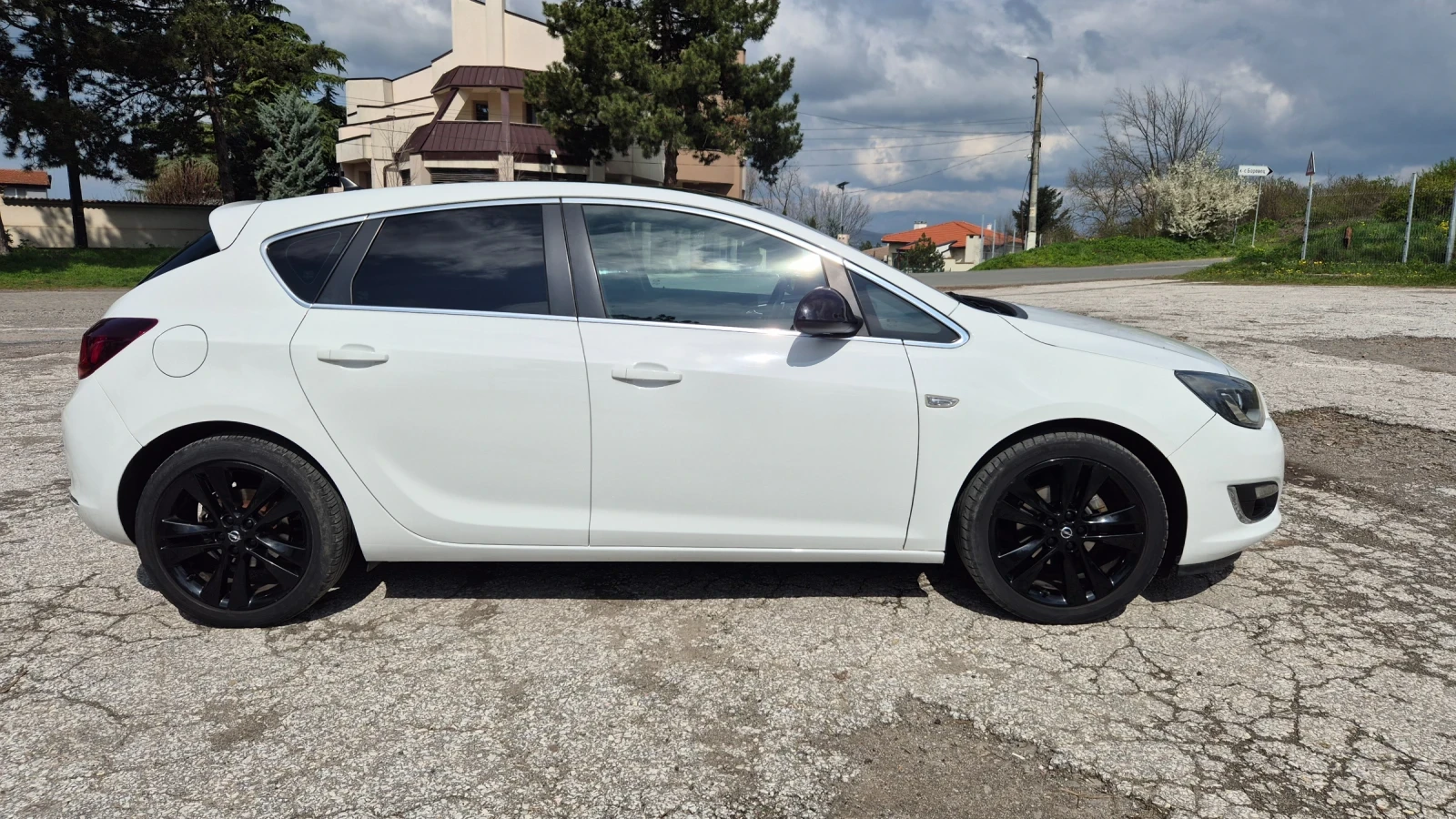 Opel Astra 1.4turbo A14NEL, снимка 3 - Автомобили и джипове - 54151472