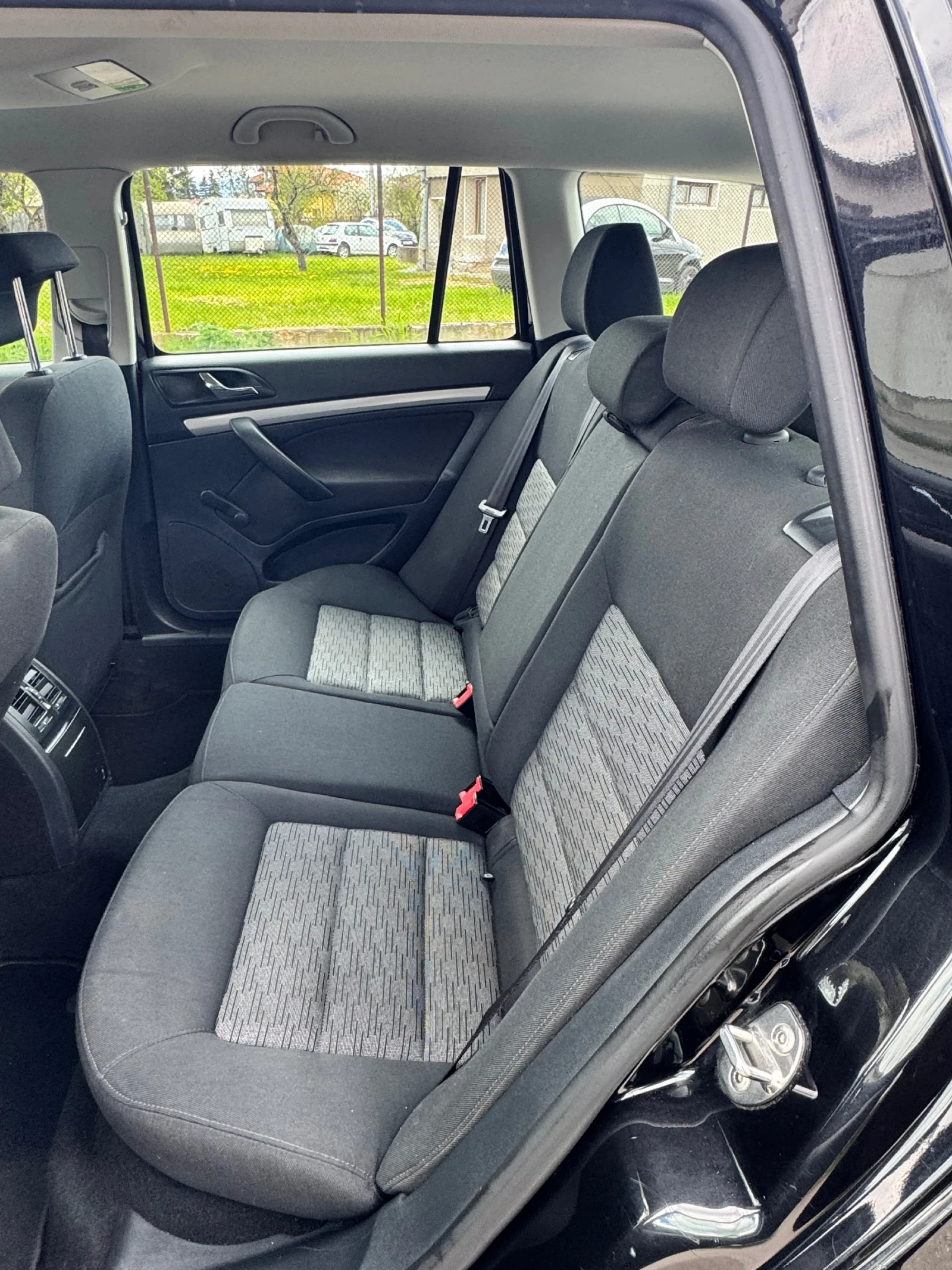 Skoda Octavia 1.4 TSI Euro5, снимка 11 - Автомобили и джипове - 54296936