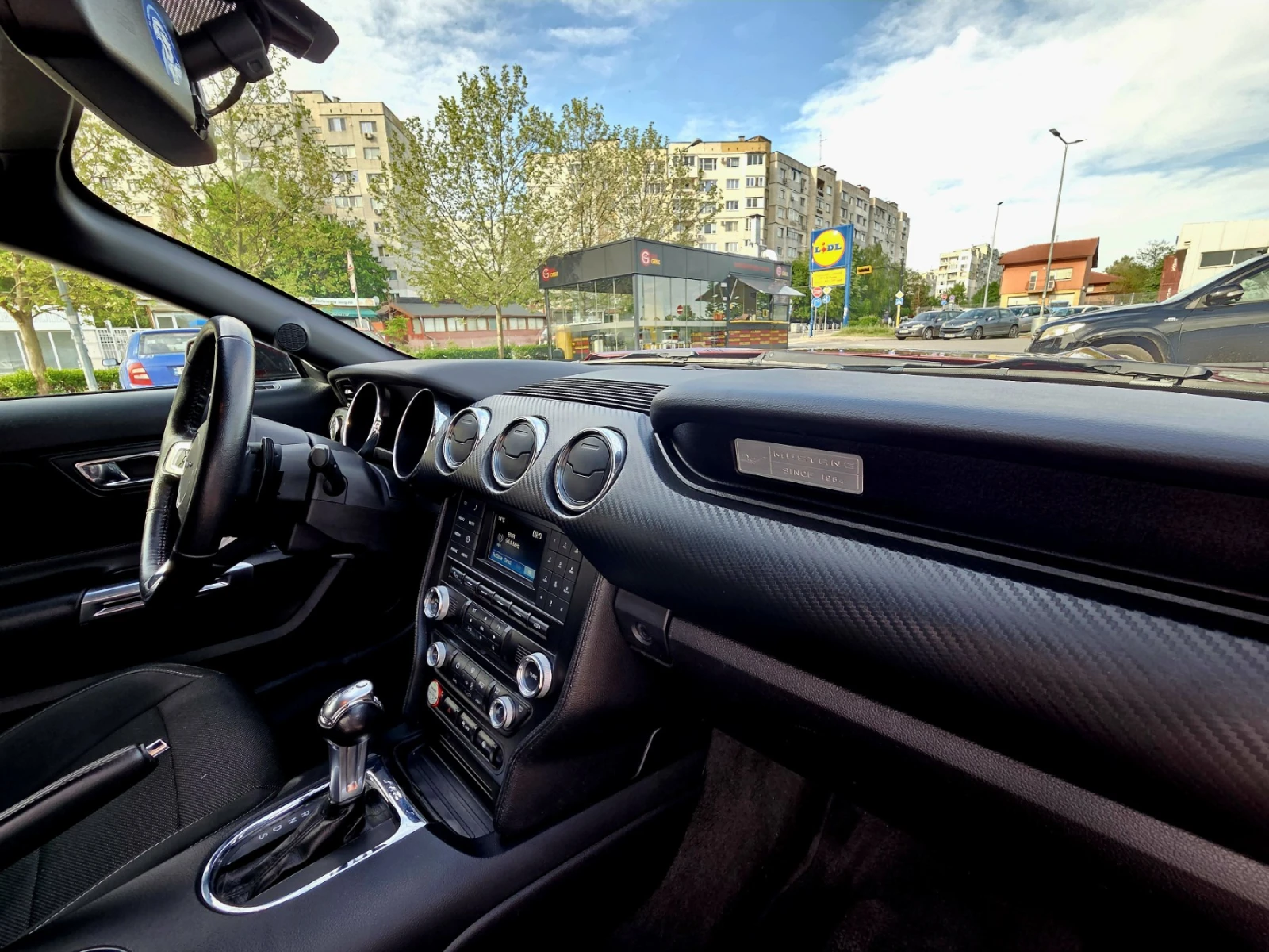 Ford Mustang Convertible, снимка 10 - Автомобили и джипове - 54333915