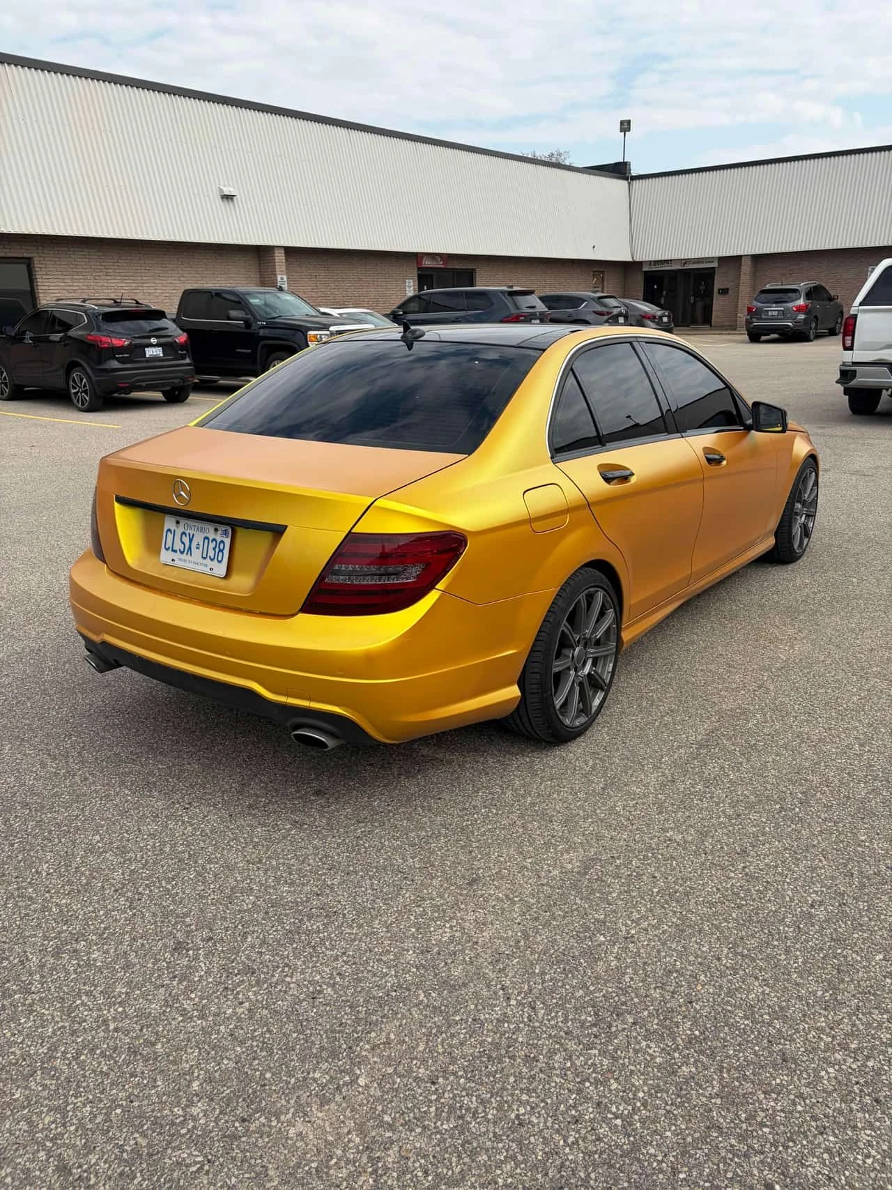 Mercedes-Benz C 300 * CARFAX * ЦЕНА ДО БГ, снимка 8 - Автомобили и джипове - 54378787