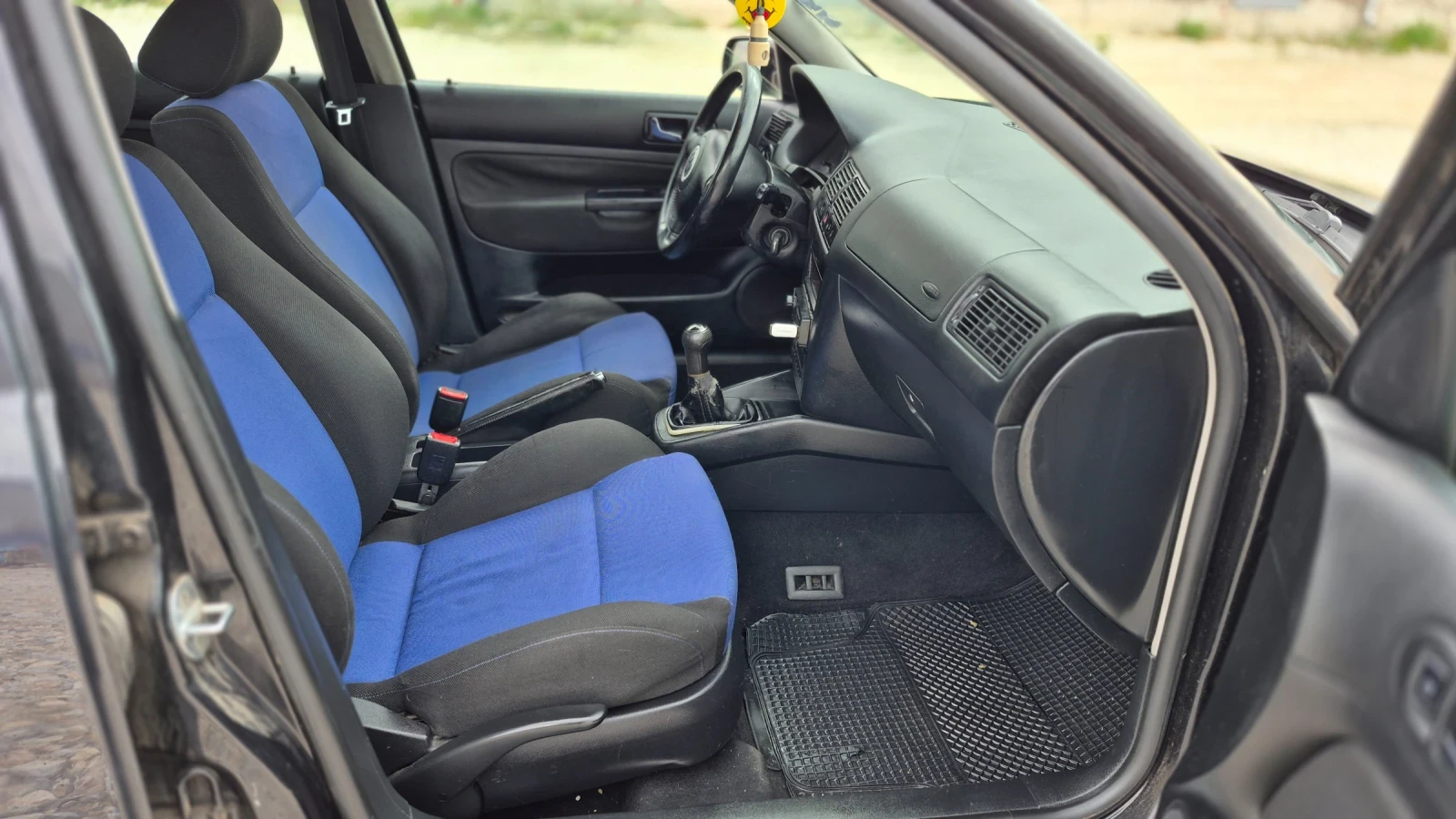 VW Golf 1.9 TDI/90* * * , снимка 13 - Автомобили и джипове - 54649959