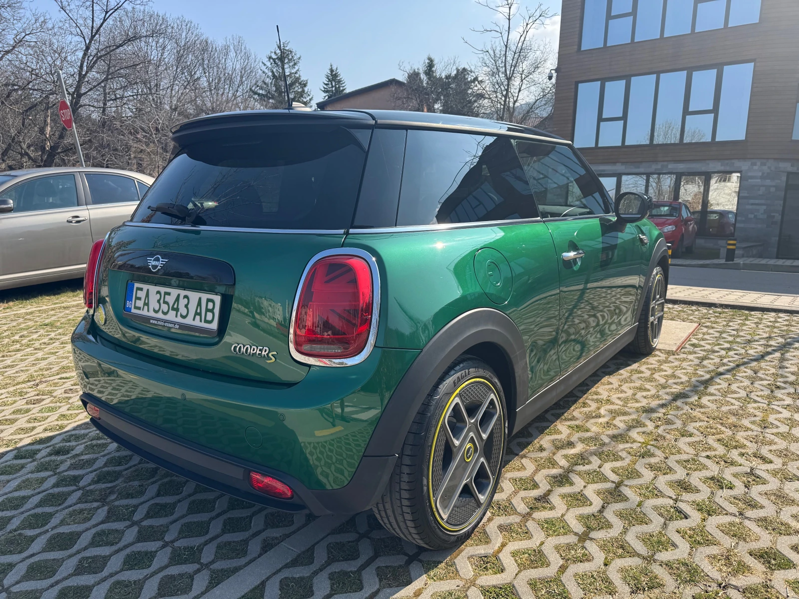 Mini Cooper s SE, снимка 7 - Автомобили и джипове - 54730694
