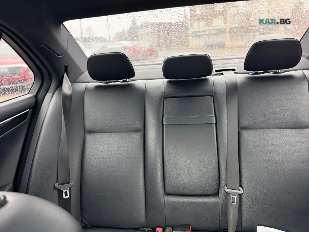 Mercedes-Benz C 250 4MATIC * ����������* (���� �� ��) | Mobile.bg � ����������� 16