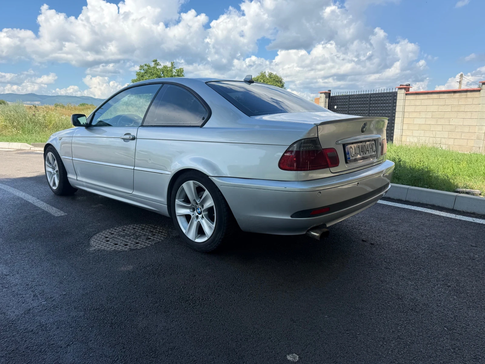 BMW 320, снимка 5 - Автомобили и джипове - 55039099