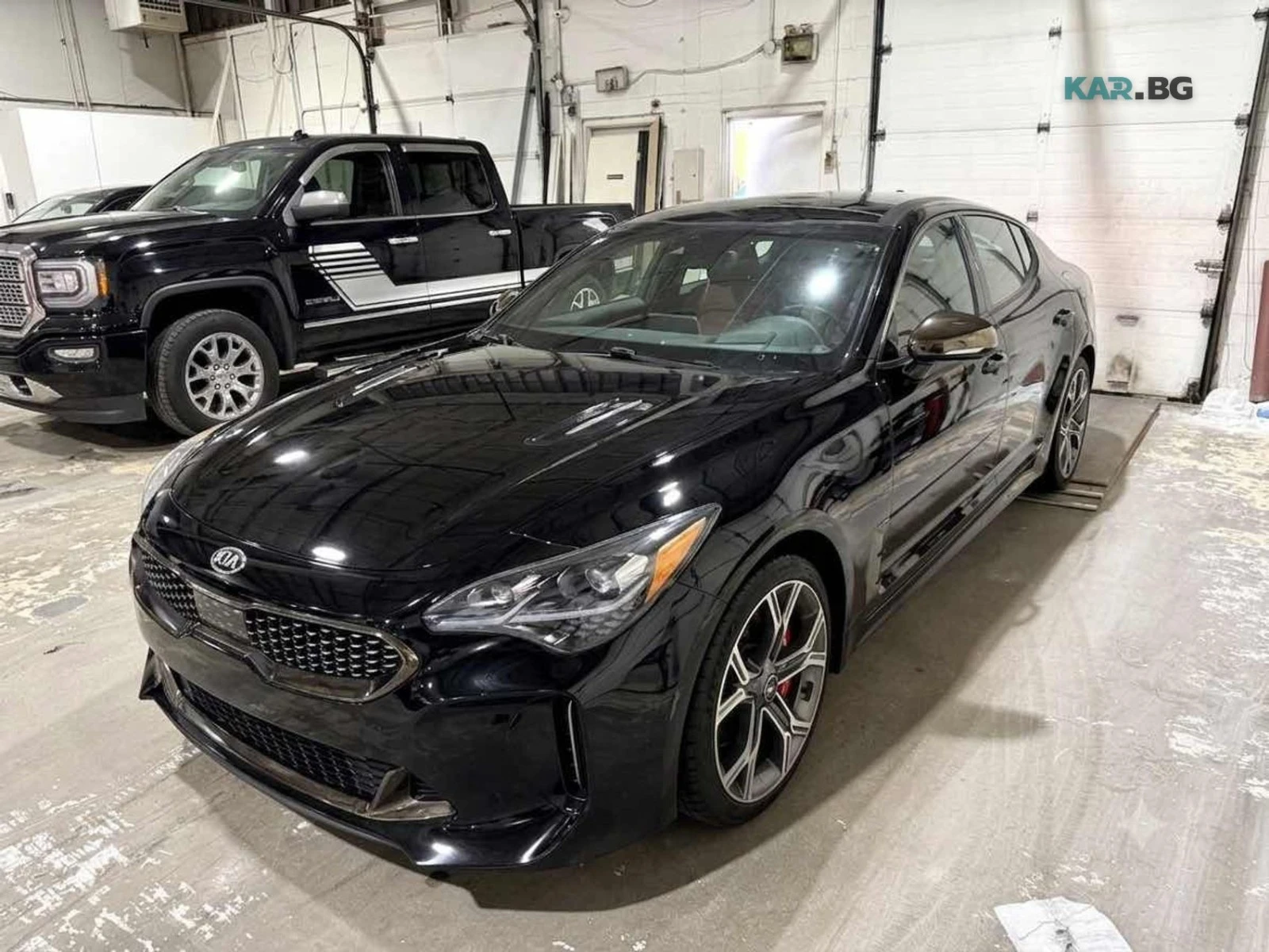 Kia Stinger GT Limited Автокредит Цена до България