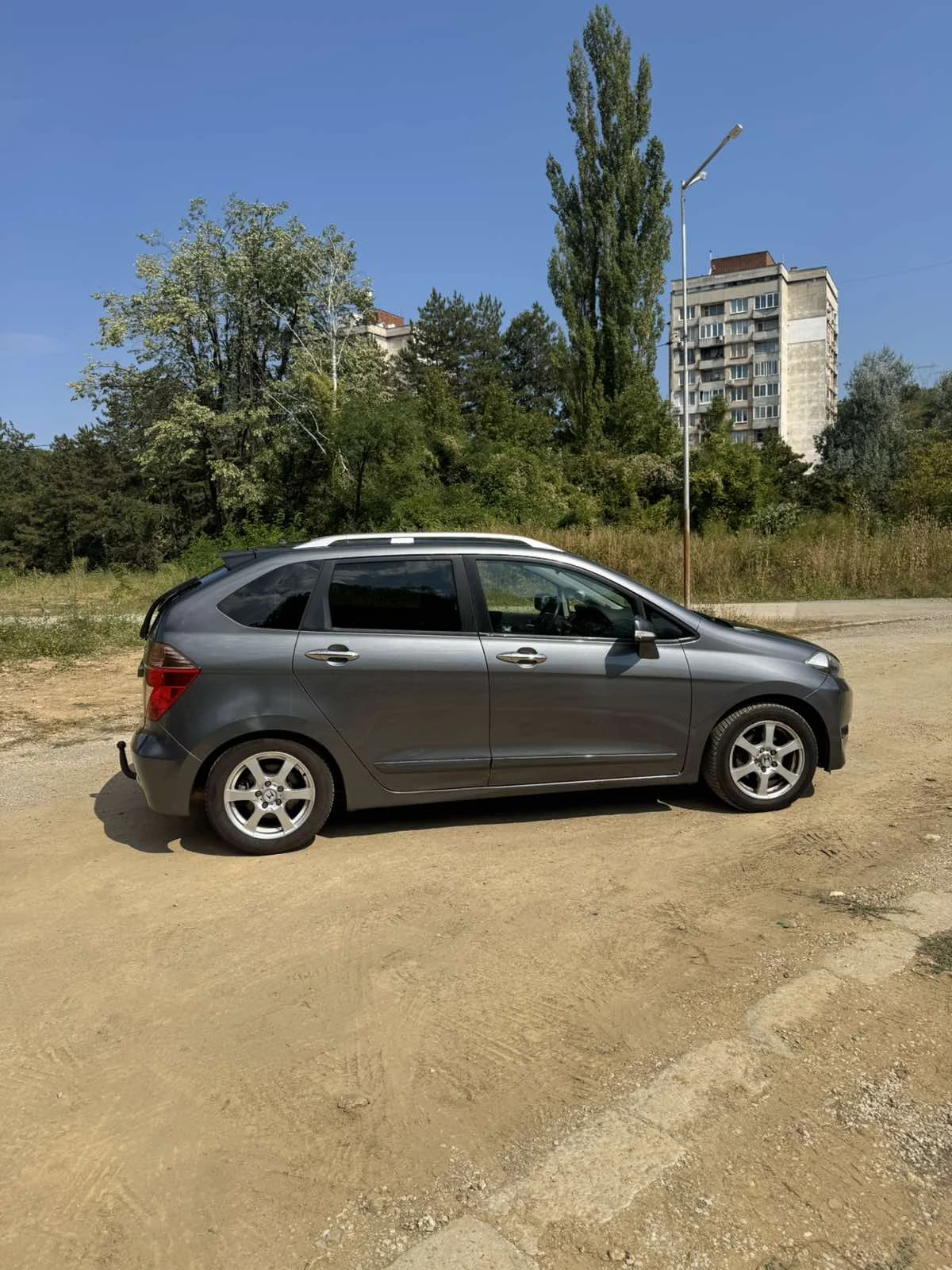 Honda Fr-v 1.8i 5+ 1, снимка 5 - Автомобили и джипове - 55935386