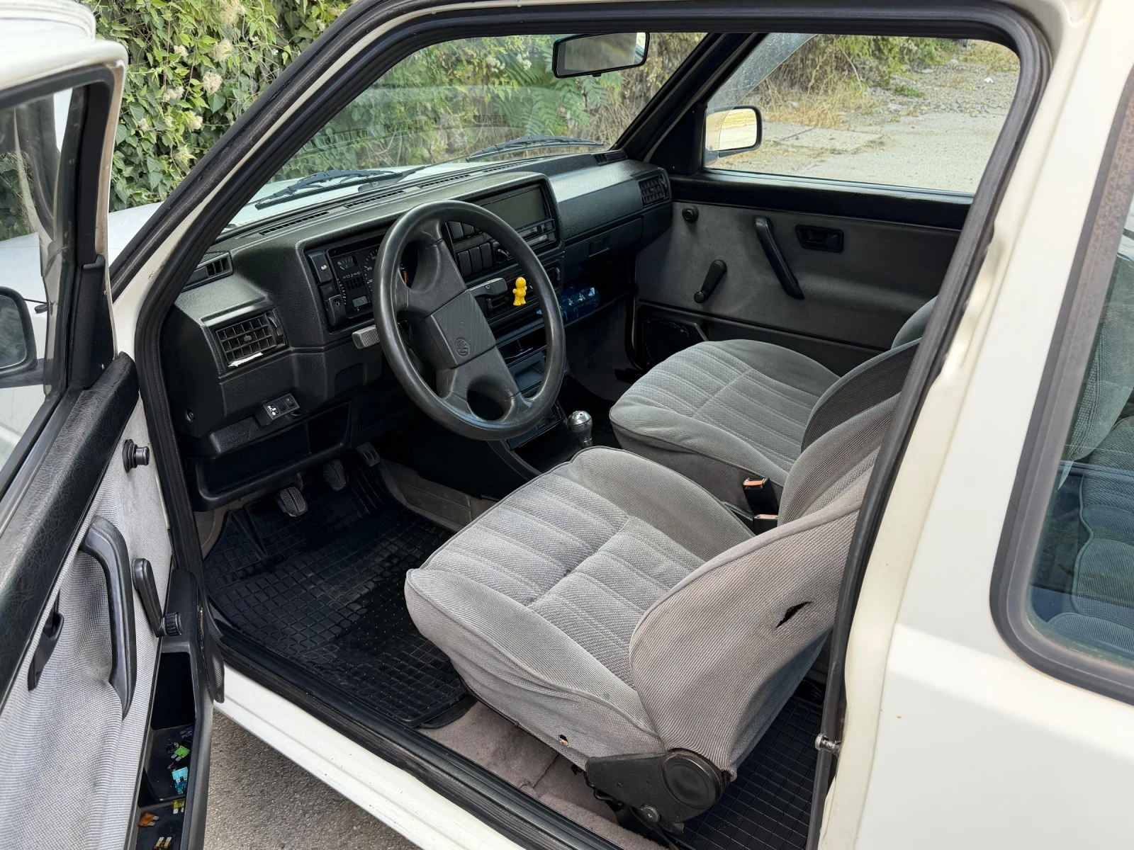 VW Golf 1.6 MK2 , снимка 10 - Автомобили и джипове - 56103559