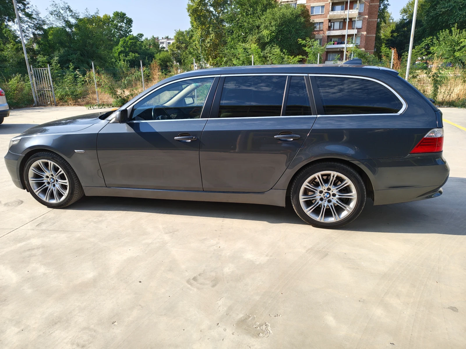 BMW 530 Diesel, Facelift, Italy, снимка 6 - Автомобили и джипове - 56120054