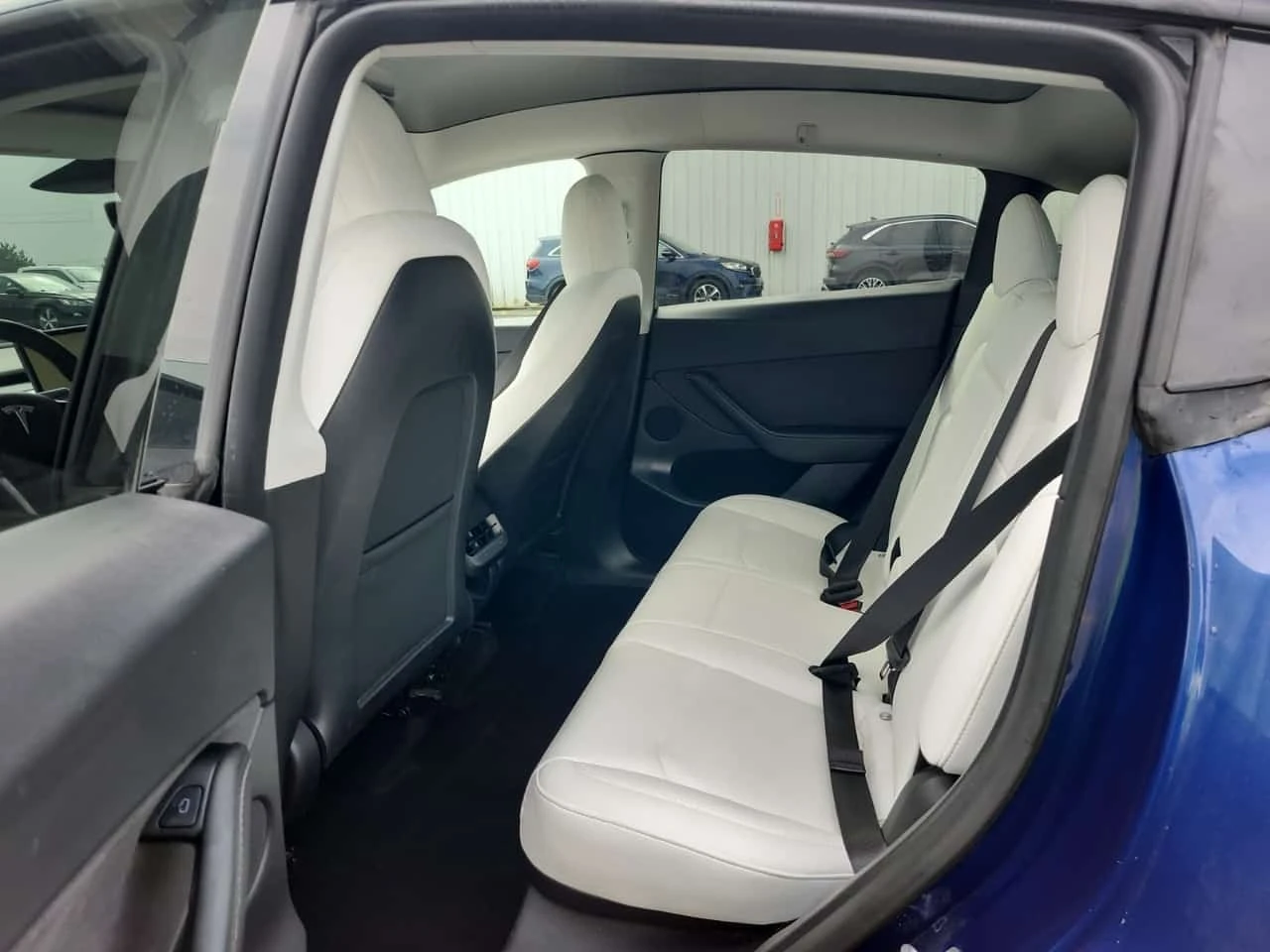 Tesla Model Y / ЦЕНА ДО БЪЛГАРИЯ С ВСИЧКИ ТАКСИ /, снимка 12 - Автомобили и джипове - 56178624