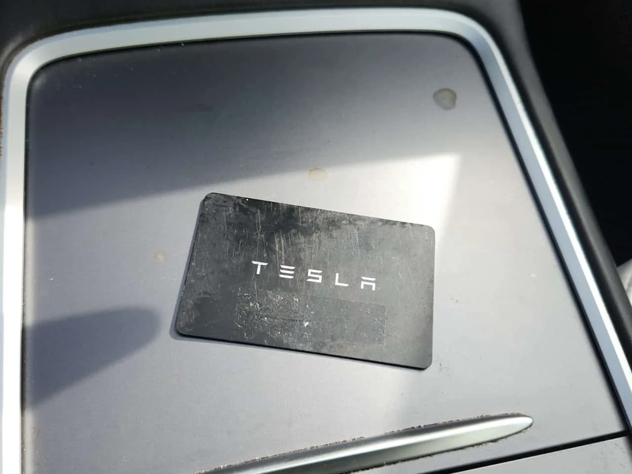 Tesla Model Y / ЦЕНА ДО БЪЛГАРИЯ С ВСИЧКИ ТАКСИ /, снимка 8 - Автомобили и джипове - 56178624
