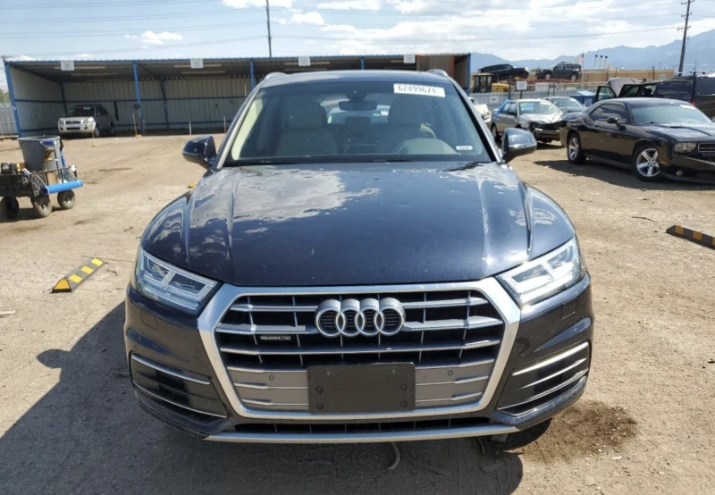 Audi Q5 Premium Plus, снимка 2 - Автомобили и джипове - 48405915