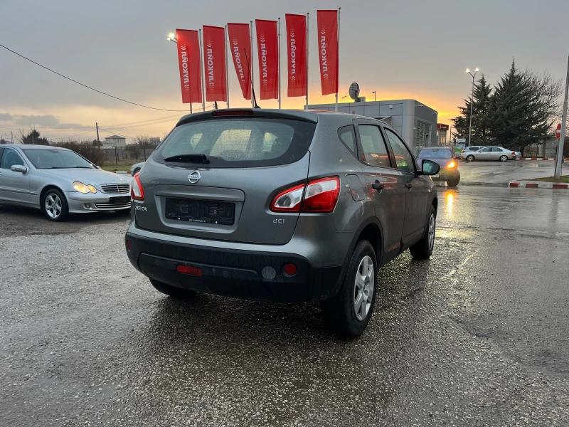 Nissan Qashqai 1.5DCI, снимка 4 - Автомобили и джипове - 48773383